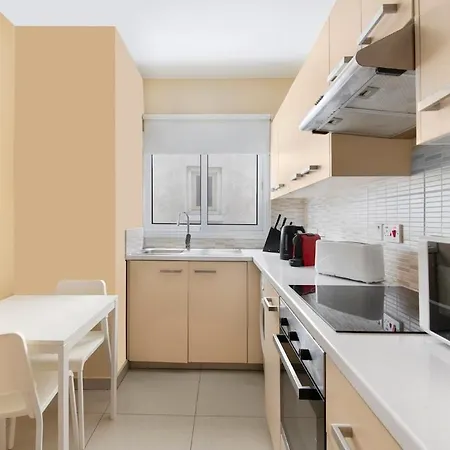 Center, View, 2br Apartamento Lárnaca